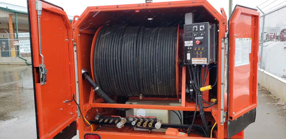 orange compressor black hose
