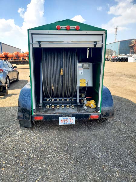 green compressor back view